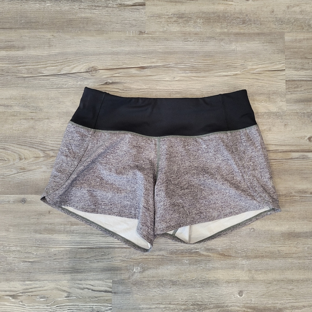 Lululemon Speed Up Low-Rise Lined Short 2.5" Size 4